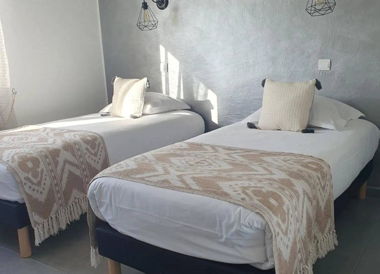 Le Mas Des Quintrands Manosque - Motel De Charme
